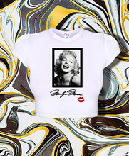 Load image into Gallery viewer, Marilyn Monroe (2)