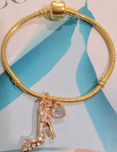 Load image into Gallery viewer, Standing Sky High