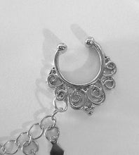 Load image into Gallery viewer, Ear To Nose/Lip/Septum Chain