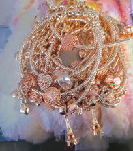 Load image into Gallery viewer, Smell The Rosey Goldies👃🌹