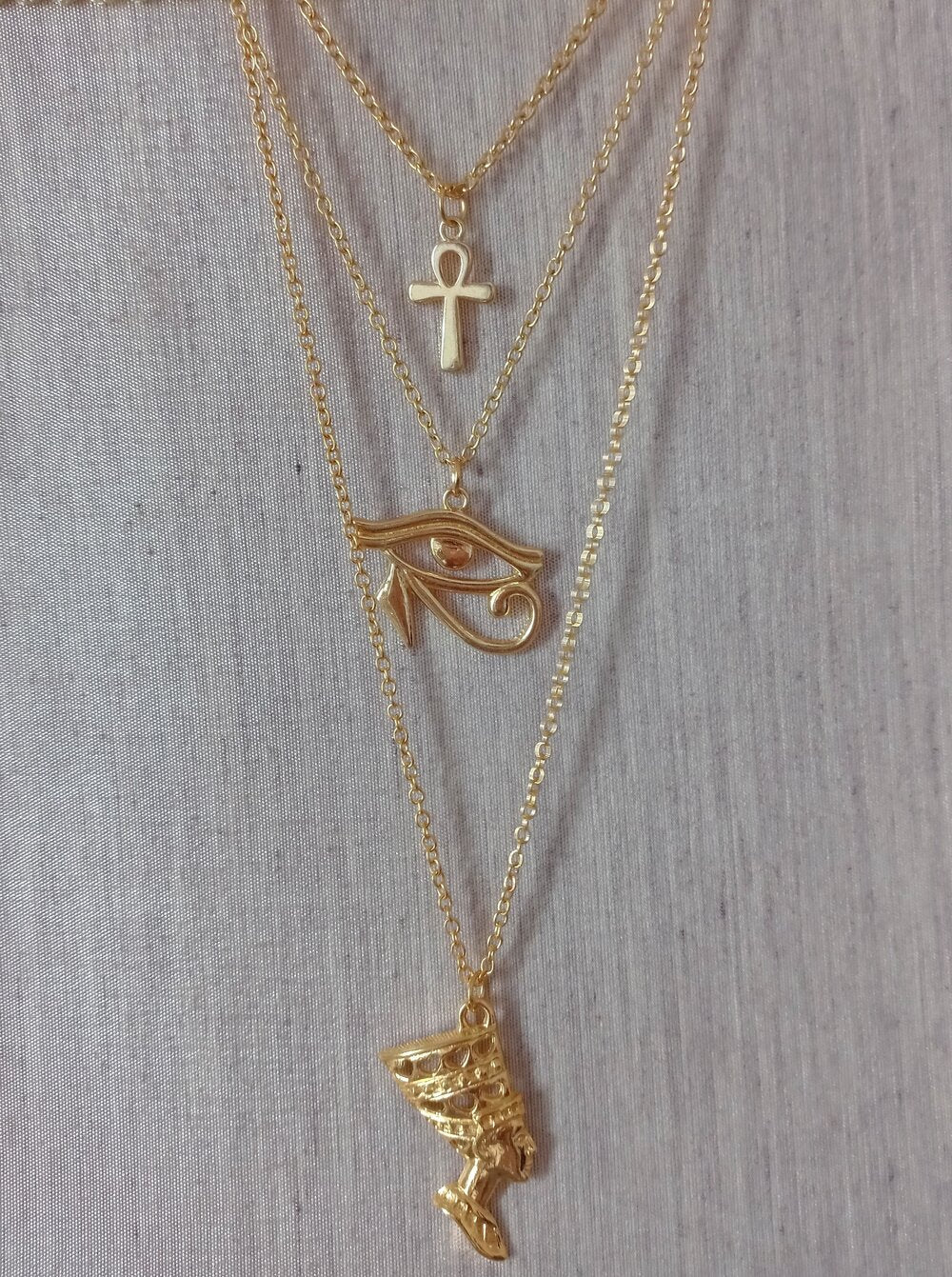3 Layered Ankh/horus/nefertiti